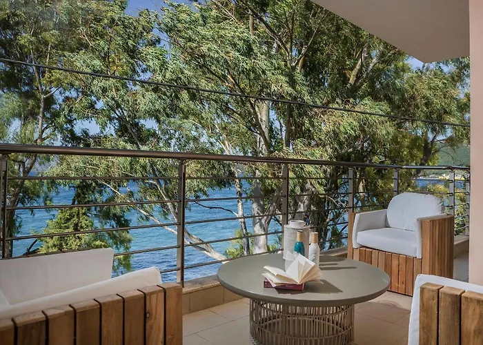 Deluxe Kefalonia Ammos 3 Bedroom Private Pool Villa Karavomylos